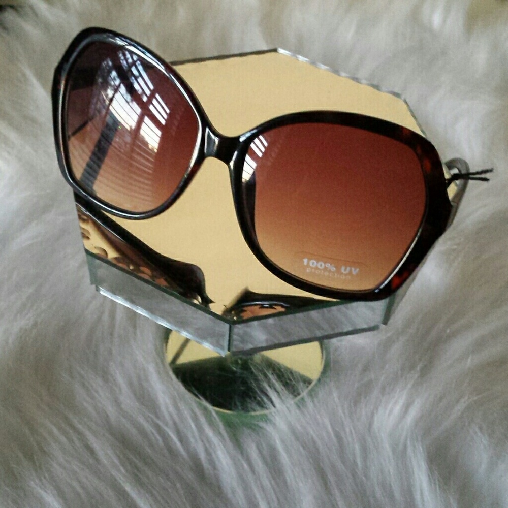 TORTOISE  FASHION SUNGLASSES